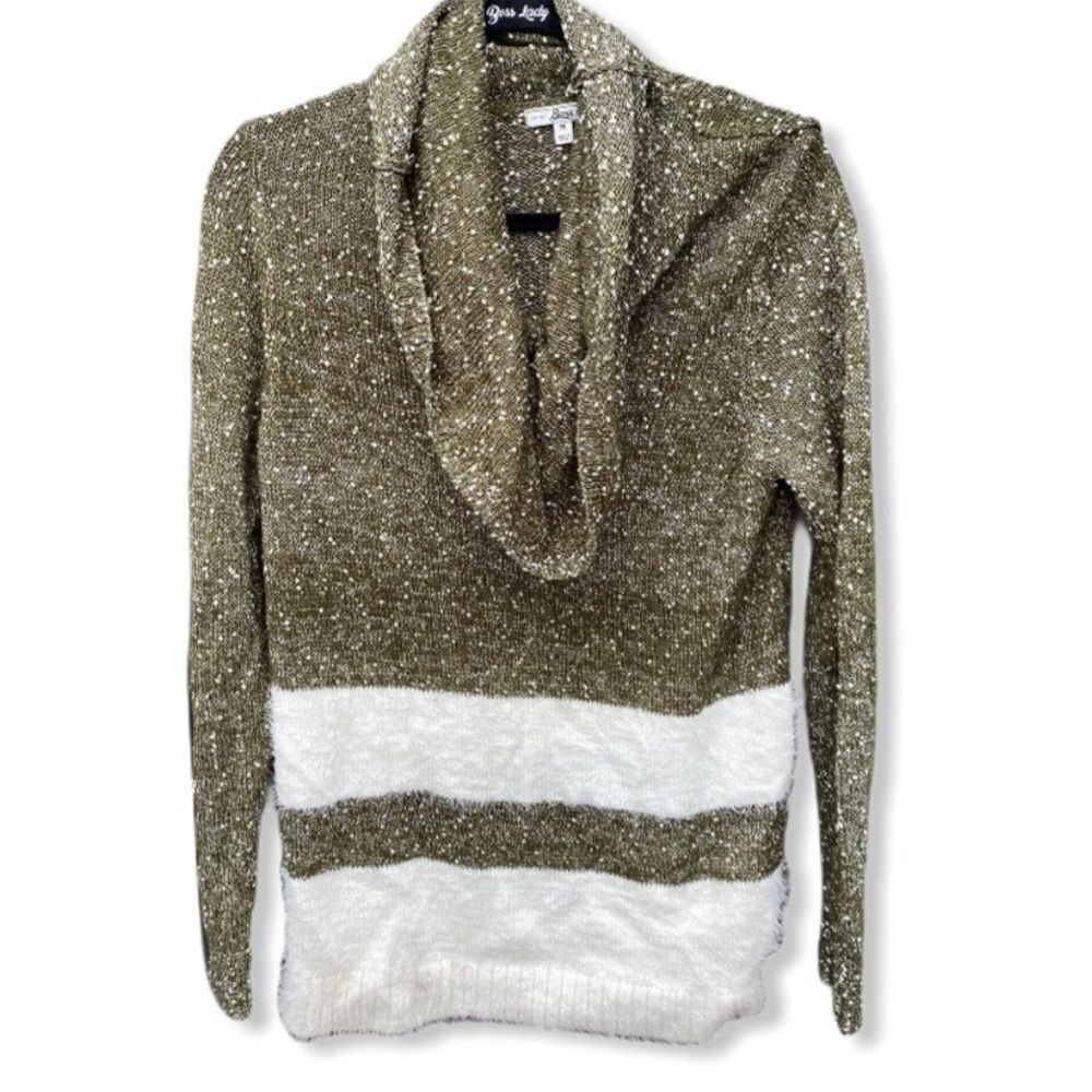 Bass Cowl Neck‎ Sweater